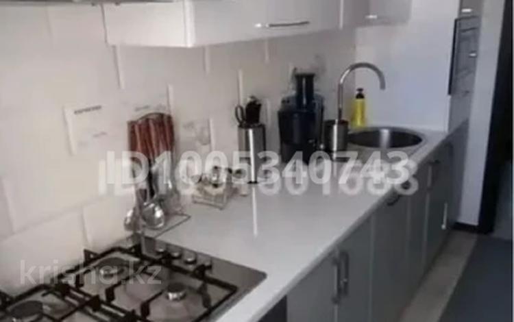 3-бөлмелі пәтер · 63 м² · 4/5 қабат, мкр Михайловка , Крамского 44/2, бағасы: 24.5 млн ₸ в Караганде, Казыбек би р-н — фото 2
