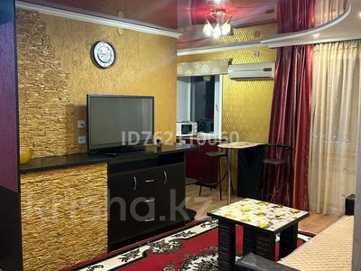 Аренда квартир в Карагандинской обл.: 2-комнатная квартира · 45 м² · 3/5 этаж · помесячно, мкр Новый Город, Бухар- Жырау 70 за 230 000 〒 2-комнатная квартира · 45 м² · 3/5 этаж · помесячно, мкр Новый Город, Бухар- Жырау 70 за 230 000 〒 в Караганде, Казыбек би р-н