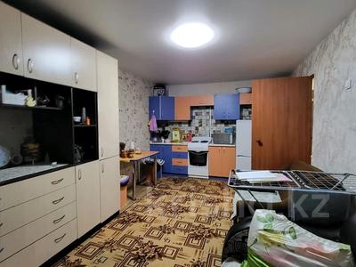 1-комнатная квартира · 38 м² · 9/9 этаж, Сатпаева 5 за ~ 8.2 млн 〒 в Усть-Каменогорске