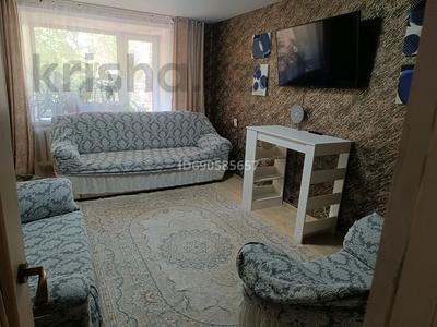 3-бөлмелі пәтер · 57 м² · 3/5 қабат, Михайловка ш/а., Аманжолова 33 — Онкология, парк, центр, бағасы: 14 000 ₸ в Караганде, Казыбек би р-н