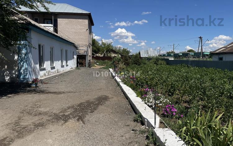 Жеке үй · 4 бөлме · 85.2 м² · 10 жүзд., Малахова 10, бағасы: 45 млн ₸ в Астане, р-н Байконур — фото 2