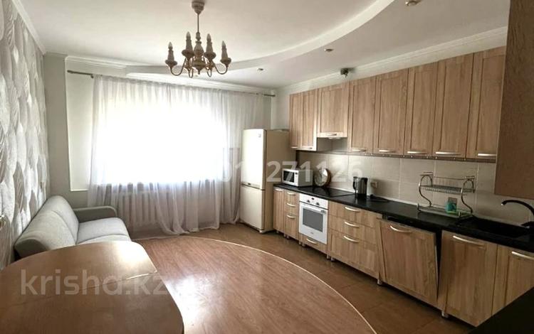 2-бөлмелі пәтер · 80 м² · 4/16 қабат, Отырар 2/1 — Республики Кенесары Абая, бағасы: 350 000 ₸ в Астане, р-н Байконур — фото 2