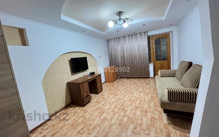 2-бөлмелі пәтер · 54 м² · 2/9 қабат, Шакарима 9 — Эльдарадо, бағасы: 160 000 ₸ в Семее — фото 2