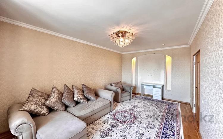 3-комнатная квартира · 95 м² · 12/14 этаж, Кабанбай батыр 5/1 за 39.9 млн ₸ в Астане, Нура р-н — фото 2