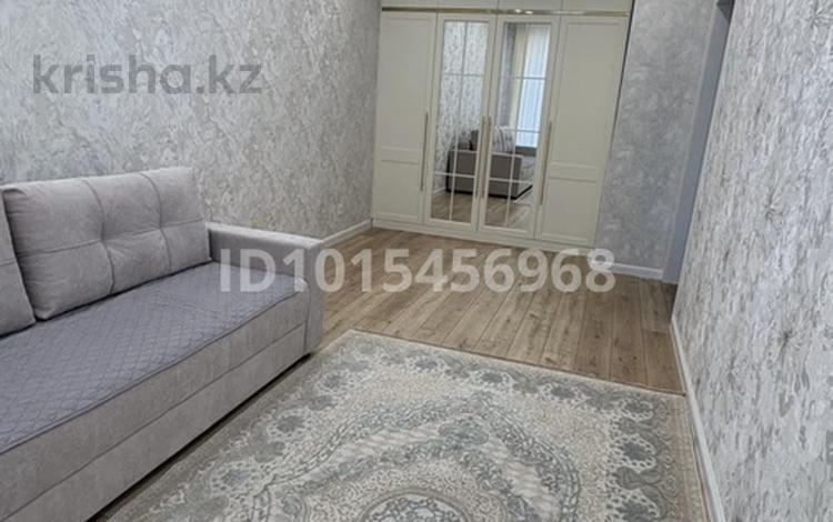 1-комнатная квартира · 40 м² · 7/9 этаж, Нажимеденов 28/2 за 240 000 ₸ в Астане, Сарайшык р-н — фото 2