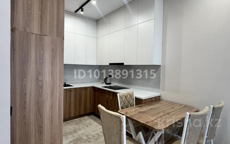 1-комнатная квартира · 43 м² · 12/13 этаж, Райымбека 12 за 350 000 ₸ в Алматы, Ауэзовский р-н — фото 2