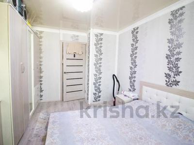 3-комнатная квартира, 58 м², 2/5 этаж, 5мкр за 17.3 млн 〒 в Талдыкоргане, мкр Самал
