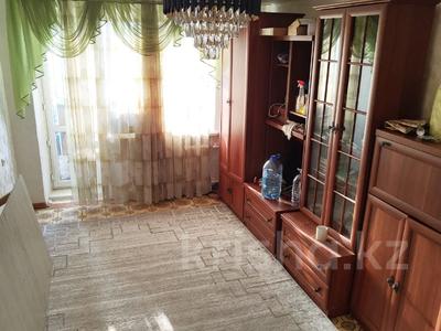 2-комнатная квартира · 42 м² · 5/9 этаж, пр. Металлургов за 8.5 млн 〒 в Темиртау