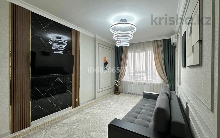 2-комнатная квартира · 70 м² · 12/12 этаж, проспект Абая 165/2 — Тургут Озала за 30 000 ₸ в Алматы, Алмалинский р-н — фото 32