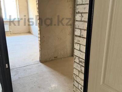 2-бөлмелі пәтер · 73 м² · 3/5 қабат, Алтын орда ш/а., бағасы: 16.5 млн ₸ в Актобе, мкр. Алтын орда