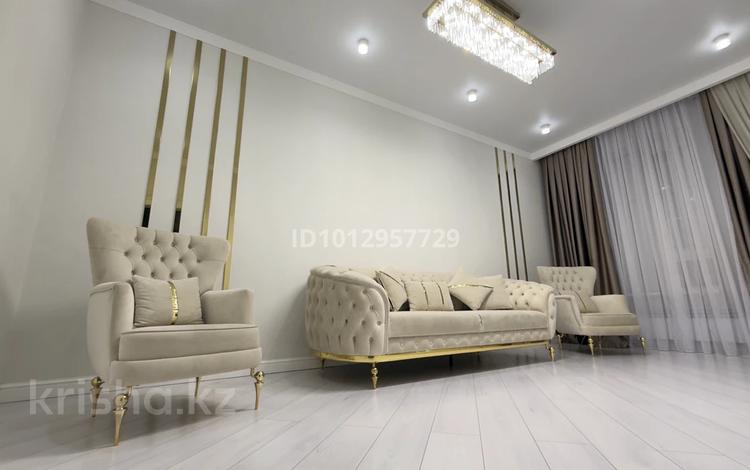 3-комнатная квартира · 86 м² · 10/12 этаж, Улы Дала 31 за 71 млн ₸ в Астане, Нура р-н — фото 2
