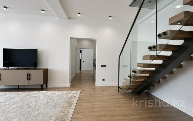 5-комнатная квартира · 250 м² · 5/6 этаж, мкр Ерменсай, Пер. 5 9 — Ремизовка за 1.5 млн ₸ в Алматы, Бостандыкский р-н — фото 196