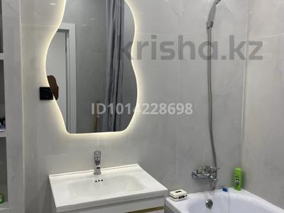 2-бөлмелі пәтер · 41.8 м² · 11/12 қабат, Байтурсынова 61 — НҰРЛЫ ЖОЛ ВОКЗАЛ РЯДОМ, бағасы: 26 млн ₸ в Астане, Сарайшык р-н