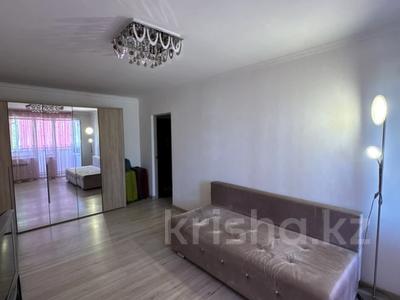 2-комнатная квартира · 48 м² · 5/5 этаж, мкр 8, Абулхаир хана за 17.5 млн ₸ в Актобе