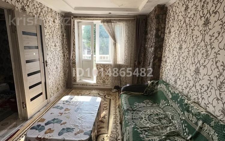 1-бөлмелі пәтер · 40 м² · 2/2 қабат, Орынбетова 4, бағасы: 8 млн ₸ в Казахстане — фото 2