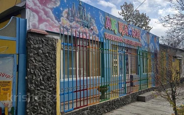 Свободное назначение, бани, гостиницы и зоны отдыха, медцентры и аптеки, образование, развлечения · 1200 м² за 280 млн 〒 в Таразе — фото 2