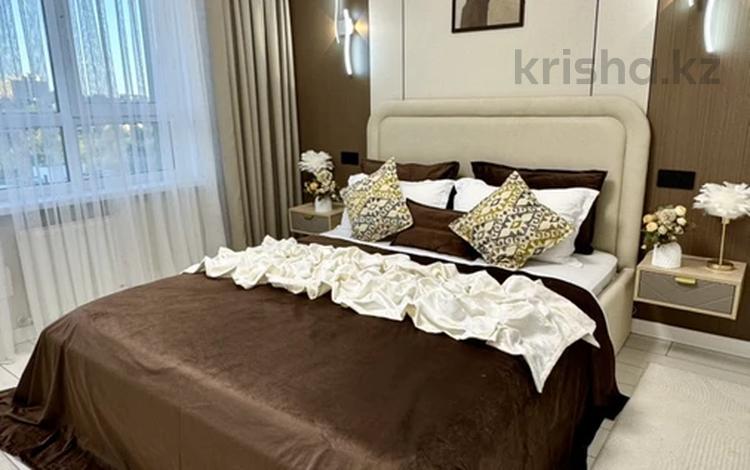 2-комнатная квартира · 65 м² · 10/12 этаж, Байдибек би 115/10 за 18 000 ₸ в Шымкенте — фото 2