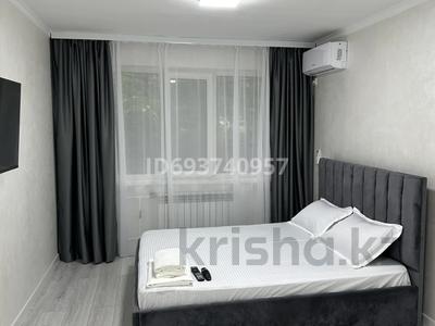 1-бөлмелі пәтер · 40 м² · 1/4 қабат, Радостовца 183, бағасы: 15 000 〒 в Алматы, Бостандыкский р-н
