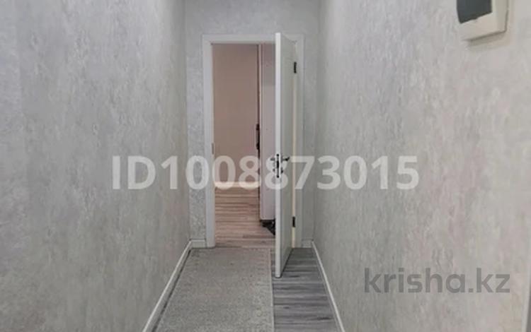 2-комнатная квартира · 63 м² · 1/9 этаж, 34-й мкр, 34-ш/ғ аудан за 22 млн 〒 в Актау — фото 2