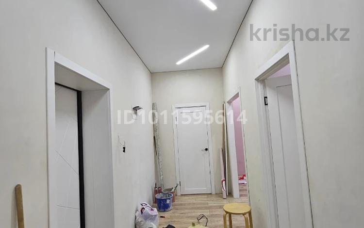 2-бөлмелі пәтер · 75 м² · 6/11 қабат, Ульяны Громовой 18, бағасы: 35 млн ₸ в Уральске — фото 2