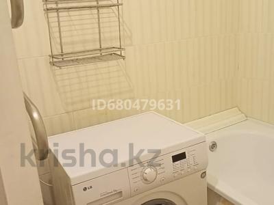 2-бөлмелі пәтер · 65 м² · 8/9 қабат, Нур Актобе 10дом — Нур сити 2мкр 10дом 8этаж, бағасы: 120 000 〒