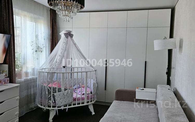 3-бөлмелі пәтер · 55 м² · 1/5 қабат, Владимировская 4А, бағасы: 26 млн ₸ в Атырау, мкр Авангард-4 — фото 2