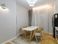 4-бөлмелі пәтер · 126.4 м² · 13/18 қабат, Тауелсиздик 23 — Шарль де Голль, бағасы: 110 млн ₸ в Астане — фото 8