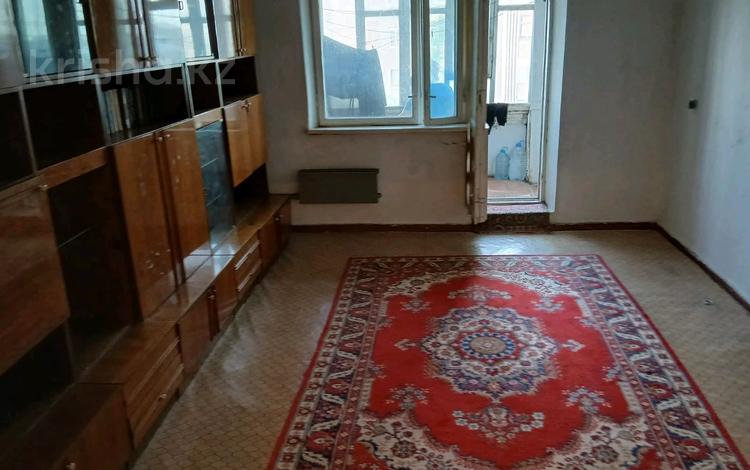 4-комнатная квартира · 72 м² · 7/9 этаж, Толе би — Возле Арай Плаза за 100 000 ₸ в Таразе — фото 2