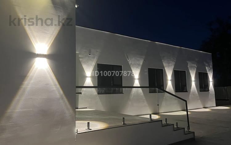 Жеке үй · 5 бөлме · 220 м² · 9 жүзд., Конаева 15/15 — Возле жк Qonaev Avenue, бағасы: ~ 1.3 млн ₸ — фото 2