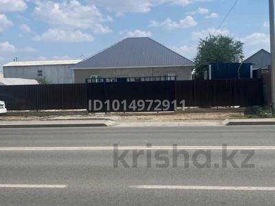 Жеке үй · 5 бөлме · 150 м² · 6 жүзд., Алмагүл ш/а., Амандосова 18, бағасы: 300 000 ₸ в Атырау, мкр. Алмагуль