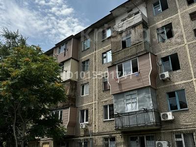 1-бөлмелі пәтер · 14 м² · 2/5 қабат, 4-шағынаудан 32, бағасы: 4 млн ₸ в Шымкенте, Туран р-н