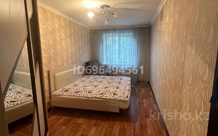 2-комнатная квартира, 52 м², 3/4 этаж помесячно, Карасай батыра 111