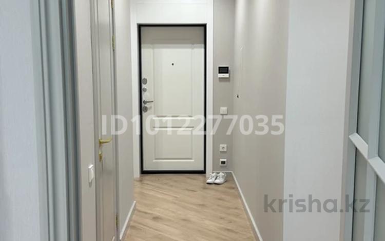 2-комнатная квартира · 64.5 м² · 16/17 этаж, ул. Букетова 3/2 за 36.5 млн ₸ в Караганде — фото 2