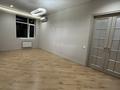 2-комнатная квартира · 64.5 м² · 16/17 этаж, ул. Букетова 3/2 за 36.5 млн ₸ в Караганде — фото 12