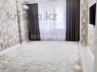 2-бөлмелі пәтер · 76.8 м² · 8/9 қабат, Нұрсая ш/а., Абулхайыр хана 74-5, бағасы: 39 млн ₸ в Атырау, мкр Нурсая