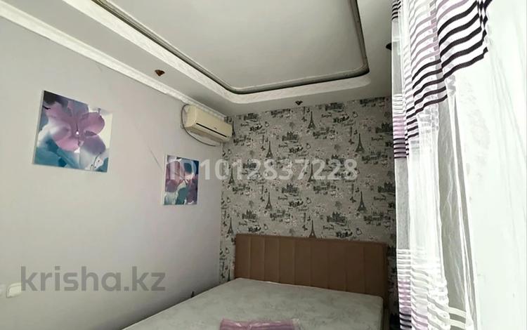 2-бөлмелі пәтер · 45 м² · 2/3 қабат, мкр Центральный, Жолдаскали Досмухамбетова 13 — Азаттык - жолдаскали Досмухамбетова, бағасы: 150 000 ₸ в Атырау — фото 2