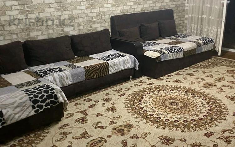 3-бөлмелі пәтер · 60 м² · 3/4 қабат, проспект Б.Момышулы 9, бағасы: 25 млн ₸ в Шымкенте, Аль-Фарабийский р-н — фото 2