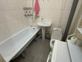 1-комнатная квартира · 42.5 м² · 3/5 этаж, мкр. Зачаганск пгт 108/2 — Продается светлая и просторная квартира в кирпичном доме! 9 Монкеулы 108/2 2013 год постройки, 3 этаж из 5 42, 5 м', застеклённый балкон Частично . Удобное расположение - всё рядом: школа, детсад, остановка, магазины. Дом тёплый, соседи спокойные. Т, торг при осмотре. за 14.3 млн ₸ в Уральске — фото 4