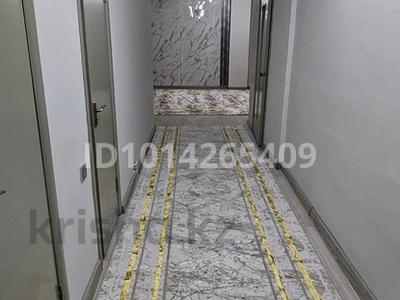 2-комнатная квартира · 56.5 м² · 1/9 этаж, мкр Нурсат 2 39 — Рядом акимат,мечить, школа за 180 000 ₸ в Шымкенте, Каратауский р-н
