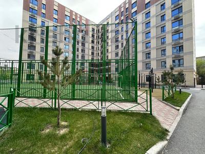 Аренда квартир в Шымкенте: 2-комнатная квартира · 95 м² · 11/12 этаж · помесячно, 17-й микрорайон, 17-й микрорайон 26/5 за 300 000 〒 2-комнатная квартира · 95 м² · 11/12 этаж · помесячно, 17-й микрорайон, 17-й микрорайон 26/5 за 300 000 〒 в Шымкенте, Аль-Фарабийский р-н