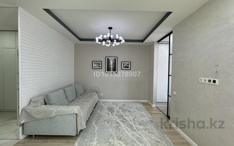2-комнатная квартира · 42.5 м² · 9/10 этаж, Жунисова за 250 000 ₸ в Алматы, Наурызбайский р-н — фото 2