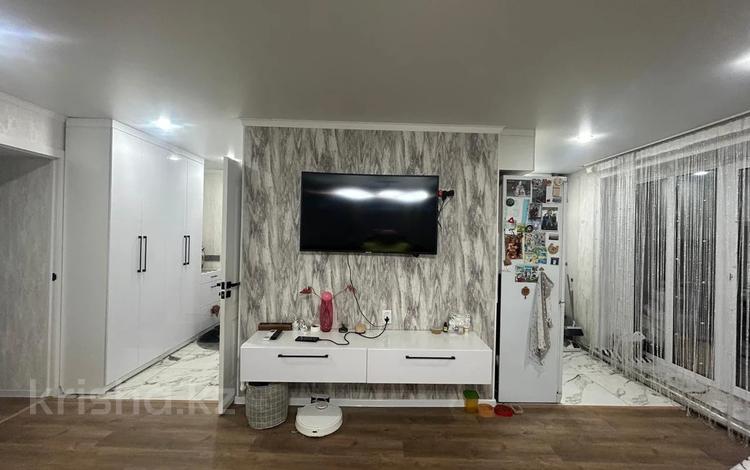 3-бөлмелі пәтер · 73.4 м² · 6/9 қабат, Дулатова 208, бағасы: 18 млн ₸ в Семее — фото 2