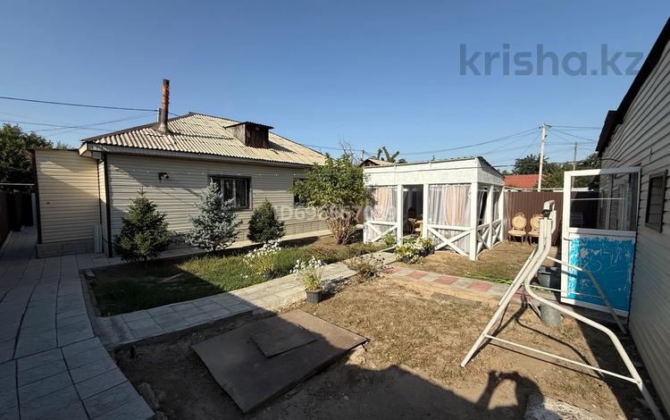 Отдельный дом · 4 комнаты · 80 м² · 4 сот., Менжинского 9а — Пересечение ул.Куйбышева базар Турксиб за 55 млн 〒 в Алматы, Турксибский р-н — фото 14