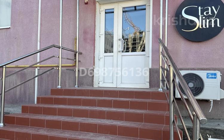Еркін, кеңселер, дүкендер мен бутиктер, қоймалар, сұлулық салондары, білім орталықтары · 58.6 м², бағасы: 16 млн ₸ в Атырау, мкр Сары Арка — фото 2