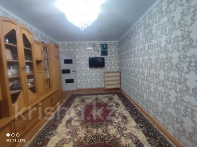 2-комнатная квартира · 44 м² · 2/5 этаж, ул. 6-й мик-н за 9.7 млн 〒 в Темиртау