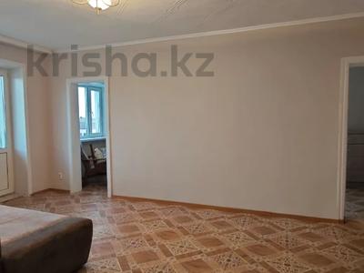 3-комнатная квартира · 41 м² · 4/5 этаж, Кошукова за ~ 15.3 млн 〒 в Петропавловске