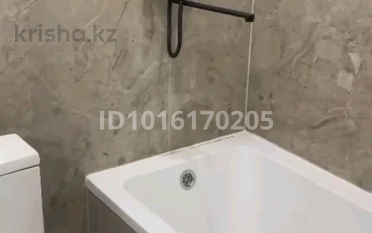 2-комнатная квартира · 51 м² · 12/12 этаж, Аэропортная 58 к1 за 250 000 ₸ в  — фото 2