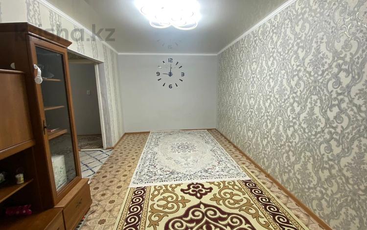 1-комнатная квартира, 32 м², 1/4 этаж, Шокана Уалиханова за 8 млн 〒 в Актобе — фото 4