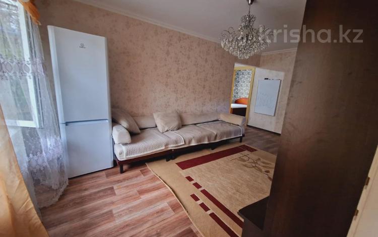 3-комнатная квартира, 68 м², 1/5 этаж помесячно, мкр Орбита-1 31