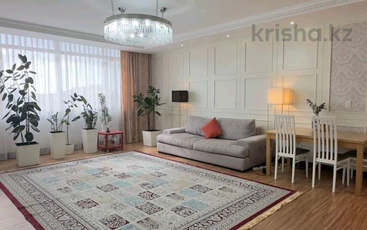 4-комнатная квартира · 170 м², Кошкарбаева 10 — 102 школа за 125 млн ₸ в Астане — фото 2